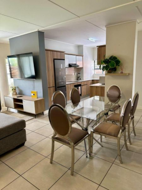 Ground Floor 3BR with Private Garden